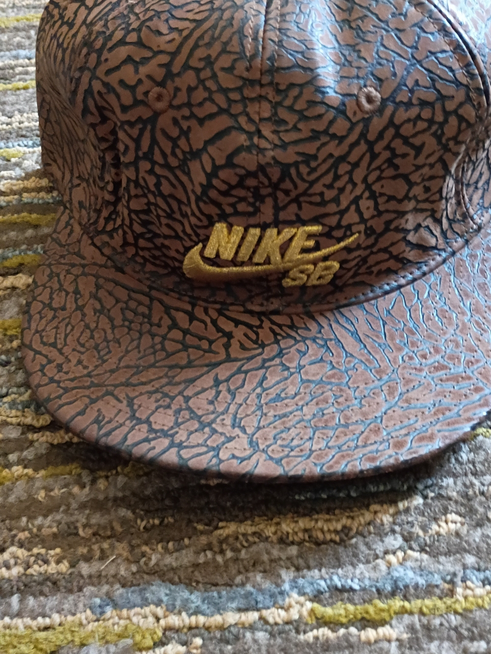 Nike SB Brown Elephant Print Leather 7 1/8
